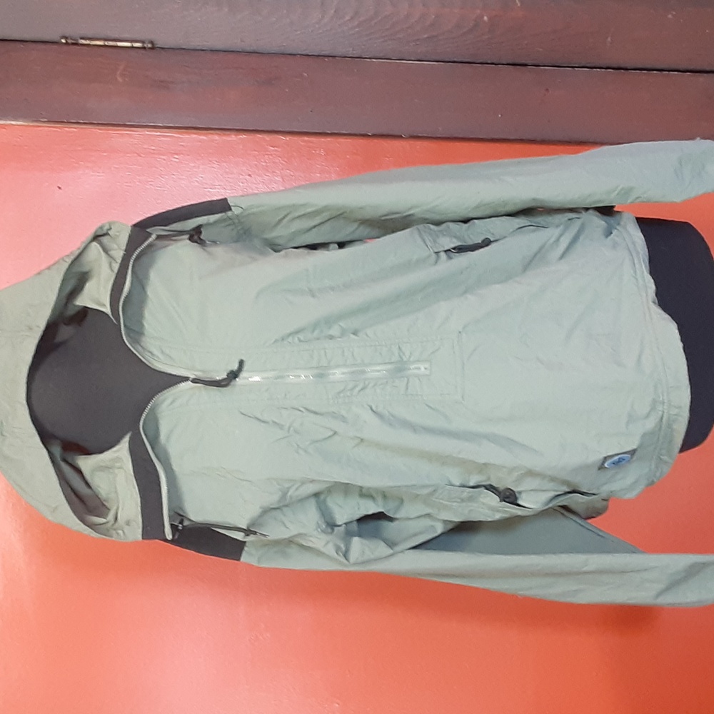 COLUMBIA | Convert Half Zip Windbreaker